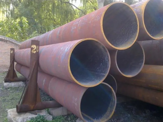 德宏大口径厚壁无缝钢管