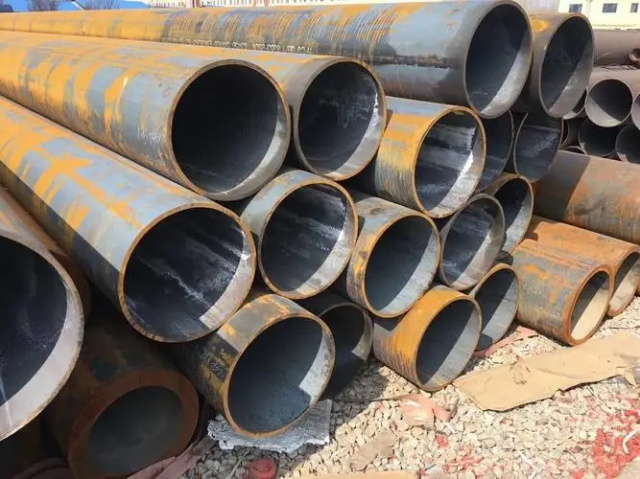 德宏厚壁大口径无缝钢管