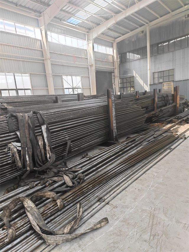 德宏45#精密无缝钢管