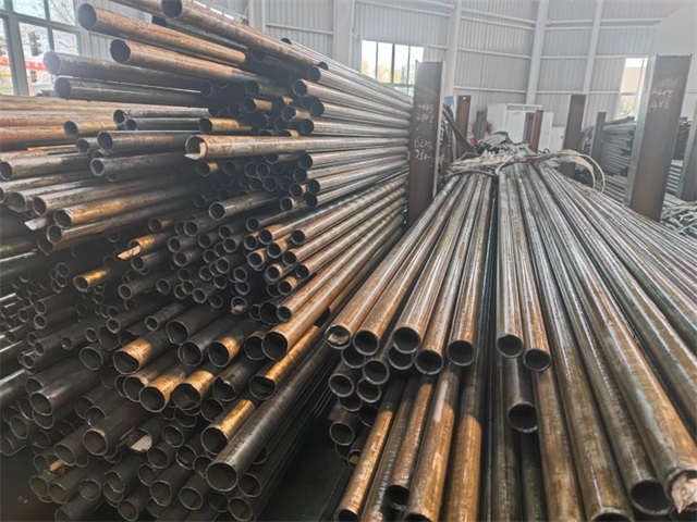 德宏35#精密无缝钢管