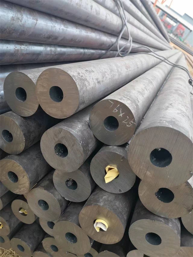 德宏15crmo无缝钢管