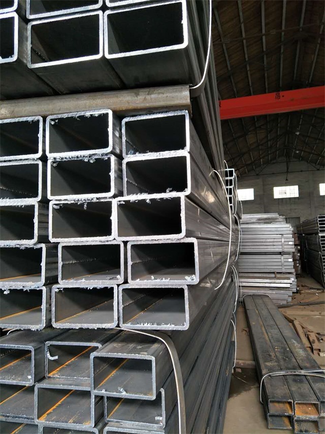 德宏镀锌无缝钢管厂家